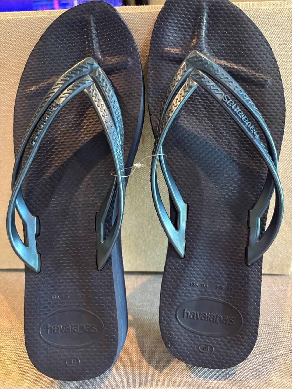 Havaianas Women’s 41 Unworn Navy Platform Wedge flip flops